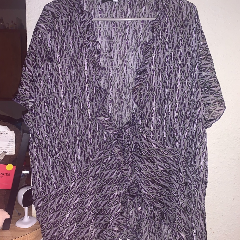Studio 1940 Black and Gray Geometric Blouse